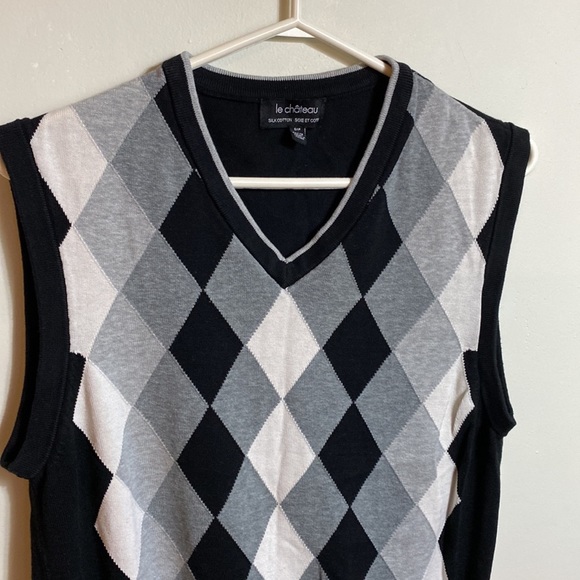 Le Chateau Argyle Pattern Vest - Picture 2 of 5